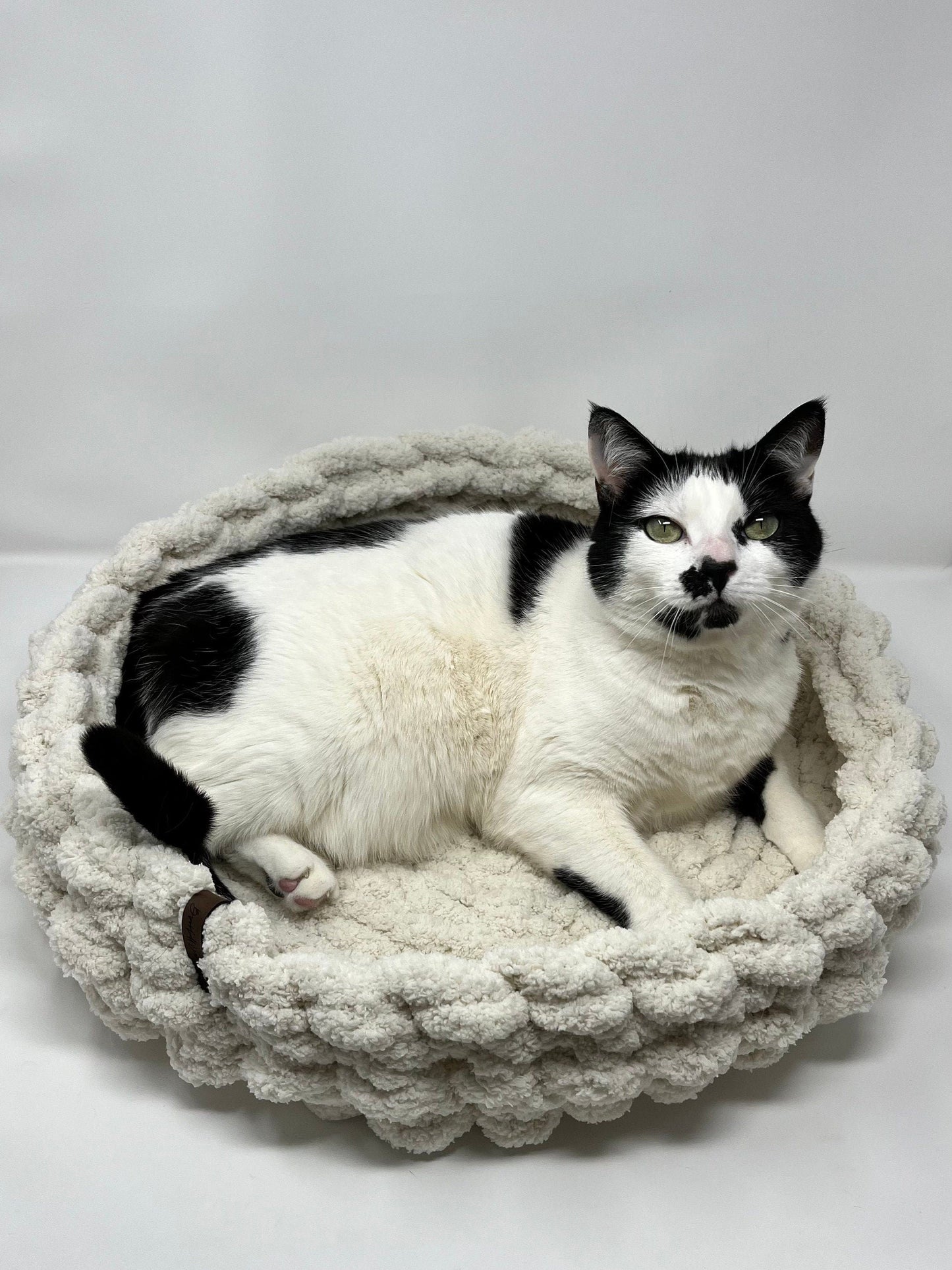 Chunky Knit Pet Bed