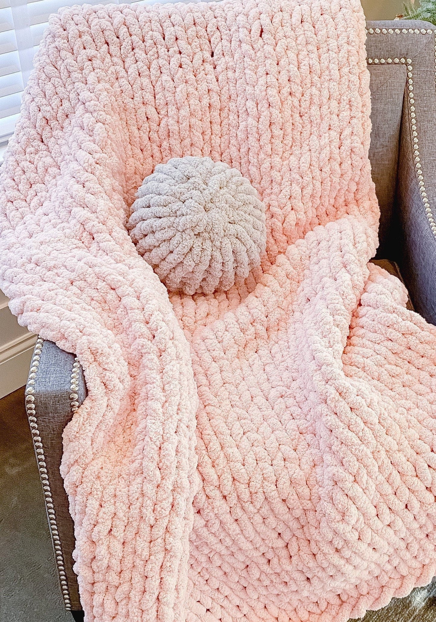 Chunky Knit Throw Pillow