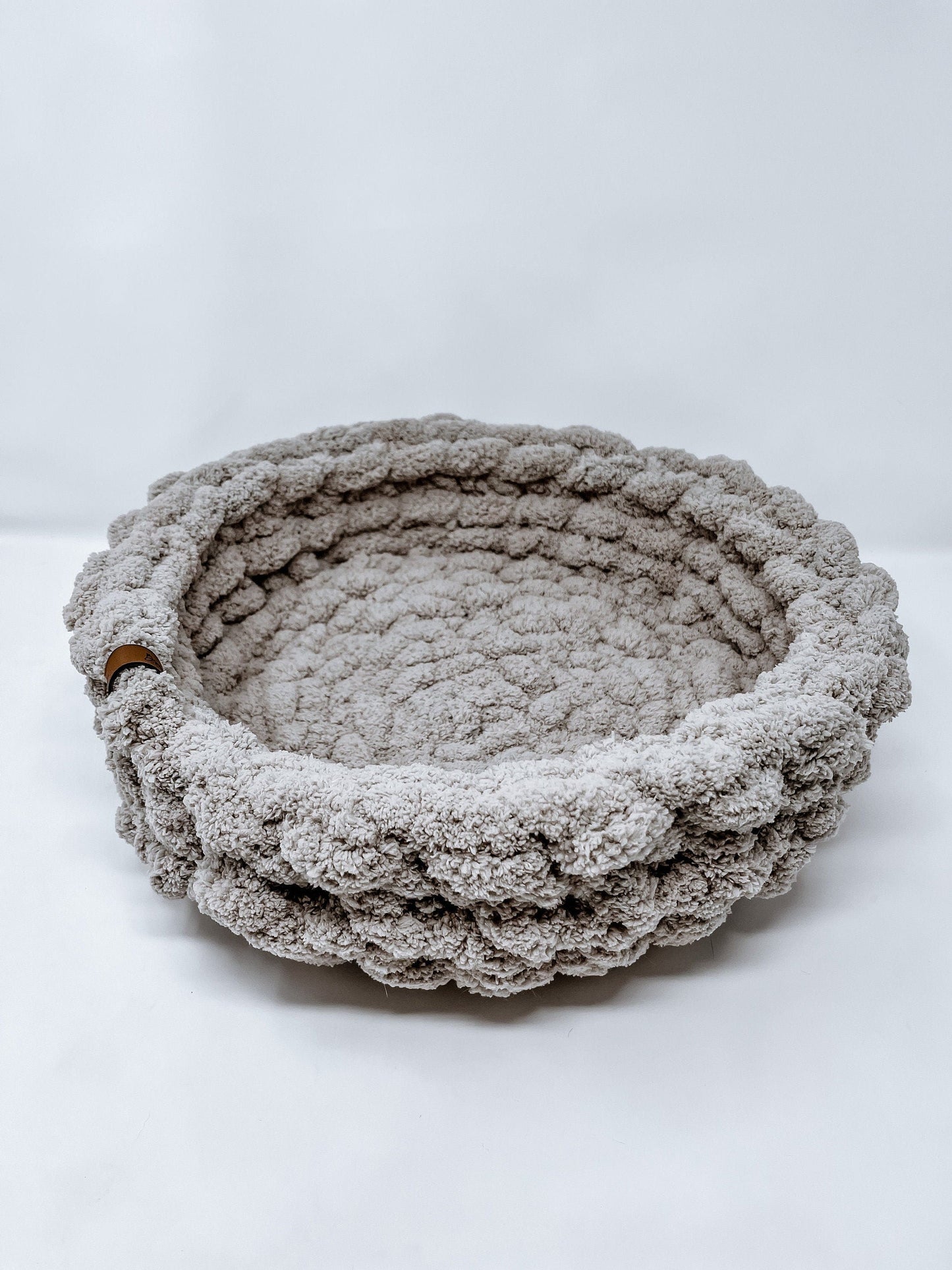 Chunky Knit Pet Bed