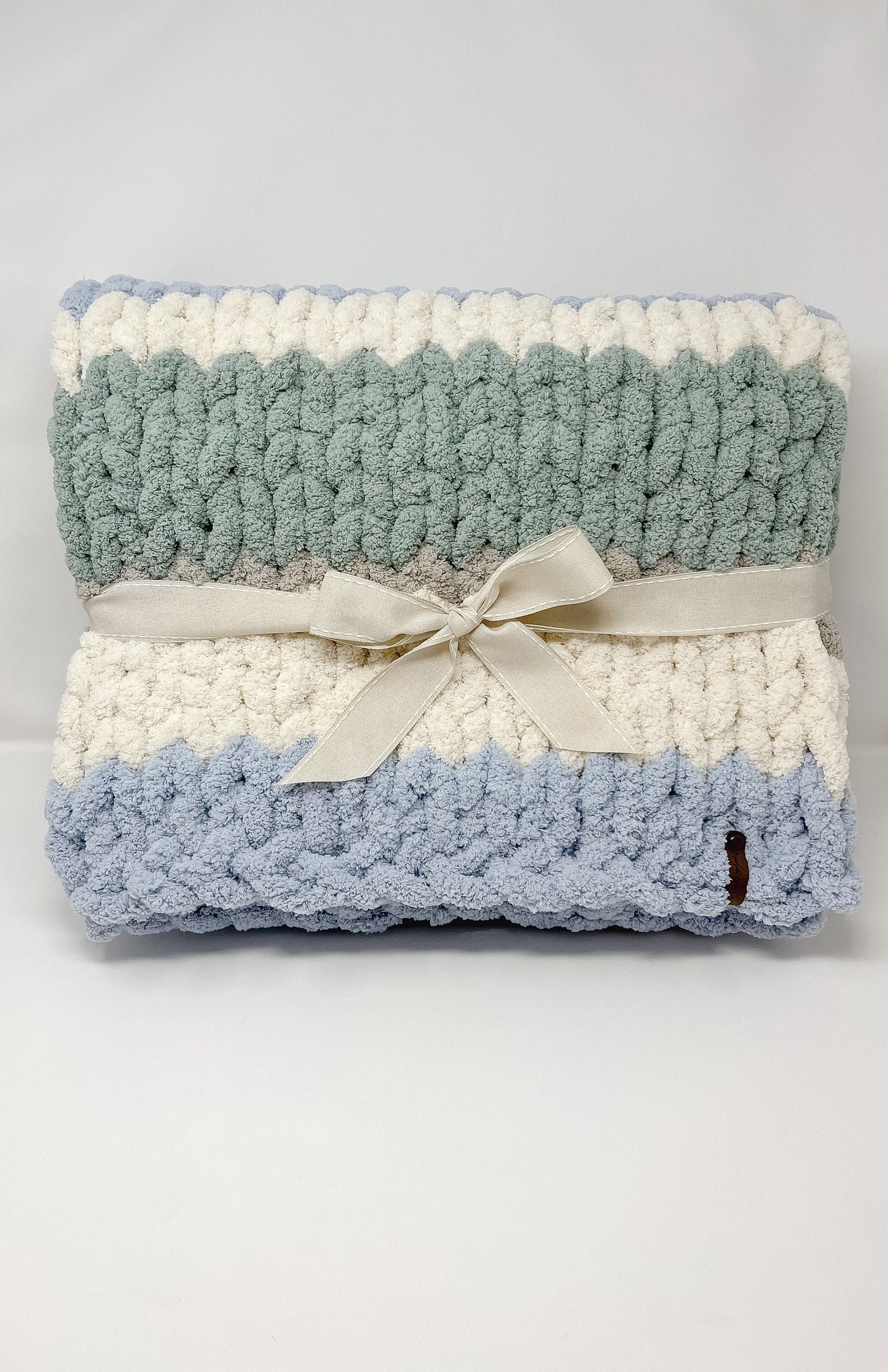 Chunky Knit Pet Bed – Brookfield Lane Co